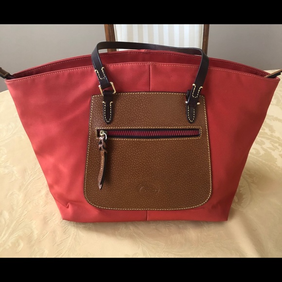 Beautiful RUSTY COLOR Dooney and Bourke Bag! ❤️ - Picture 3 of 8